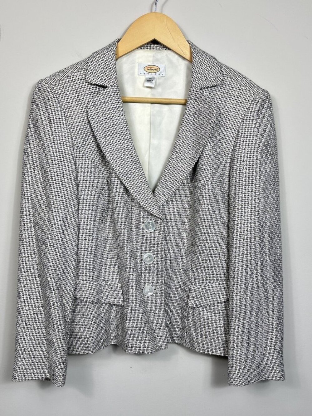 Vintage Talbots Blazer Womens 10 Petite Ivory Black Three Button Pockets Silk